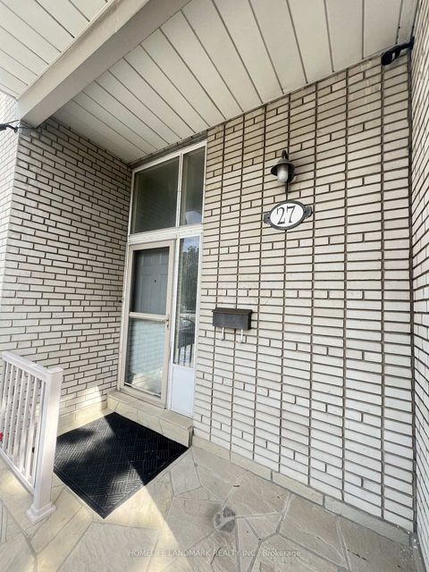 Photo 2 at 27 Tillplain Road, Bathurst Manor, Toronto