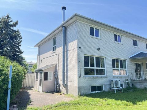 Photo 36 at 27 Tillplain Road, Bathurst Manor, Toronto