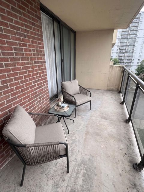 Photo 7 at 706 - 121 Trudelle Street, Eglinton East, Toronto