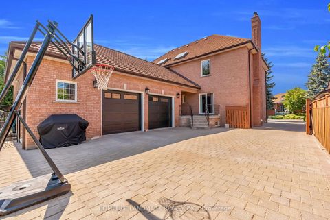 Photo 7 at 193 Codsell Avenue, Bathurst Manor, Toronto