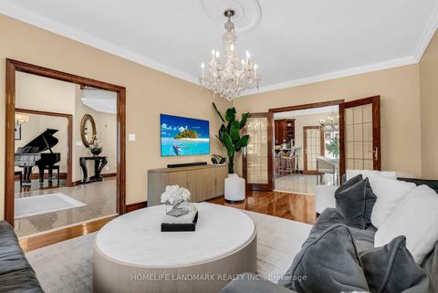 Photo 11 at 193 Codsell Avenue, Bathurst Manor, Toronto