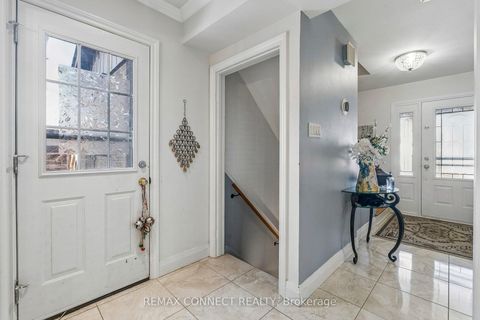 Photo 3 at 750 Gorham Street, College Manor, Newmarket