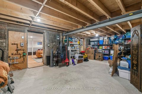 Photo 30 at 750 Gorham Street, College Manor, Newmarket