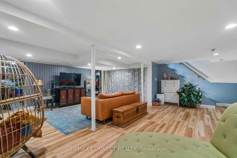 Photo 35 at 750 Gorham Street, College Manor, Newmarket