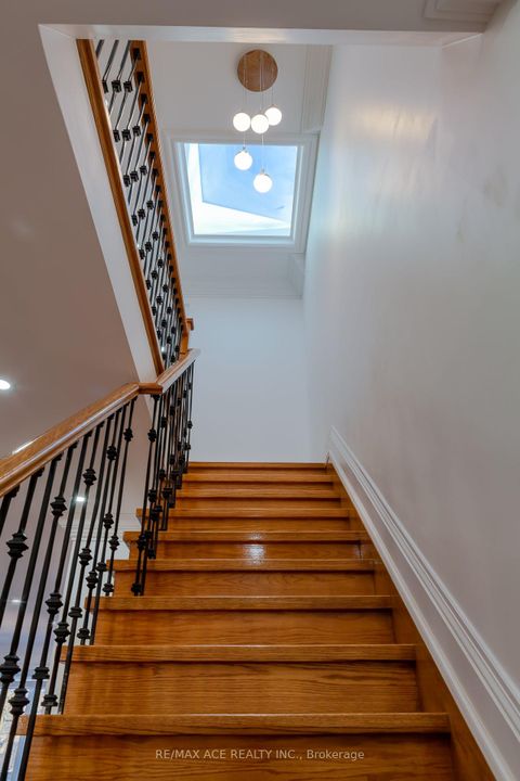 Photo 11 at 229B Mcintosh Street, Cliffside, Toronto