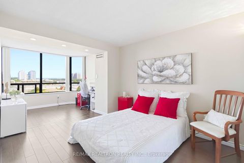 Photo 23 at 812 - 7420 Bathurst Street, Brownridge, Vaughan