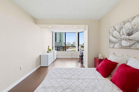 Photo 24 at 812 - 7420 Bathurst Street, Brownridge, Vaughan