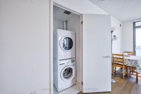 Photo 9 at 2502 - 11 Wellesley Street W, Bay Street Corridor, Toronto