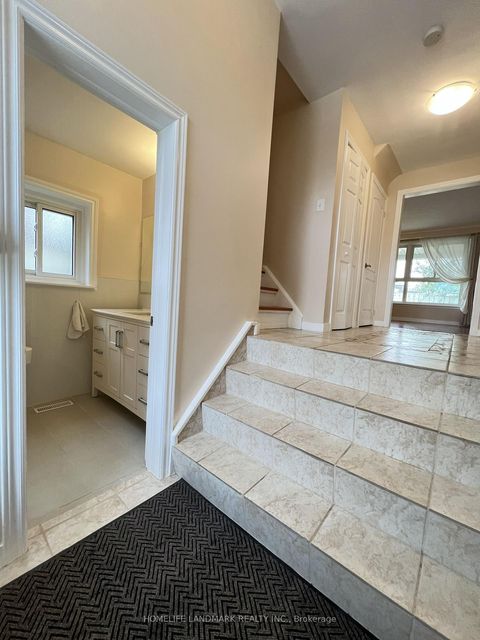 Photo 6 at 29 Tillplain Road, Bathurst Manor, Toronto