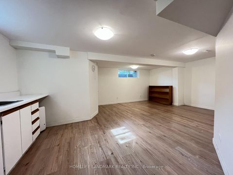 Photo 38 at 29 Tillplain Road, Bathurst Manor, Toronto