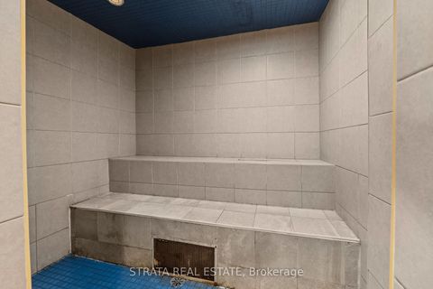 Photo 14 at 313 - 1 Lee Centre Drive, Woburn, Toronto