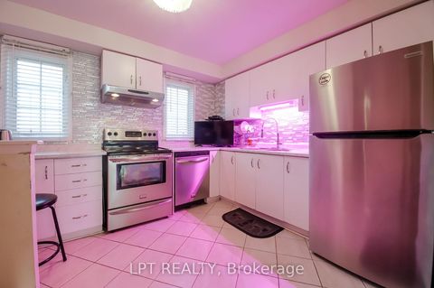 Photo 9 at 36 - 1378 Meadowvale Road, Rouge E11, Toronto