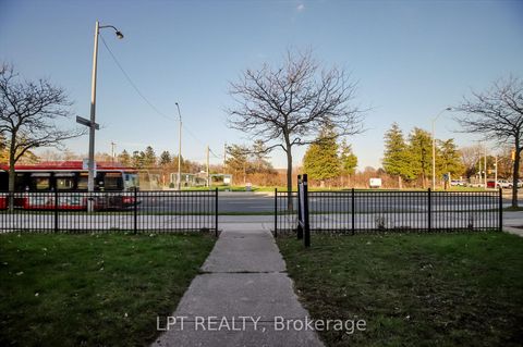 Photo 38 at 36 - 1378 Meadowvale Road, Rouge E11, Toronto
