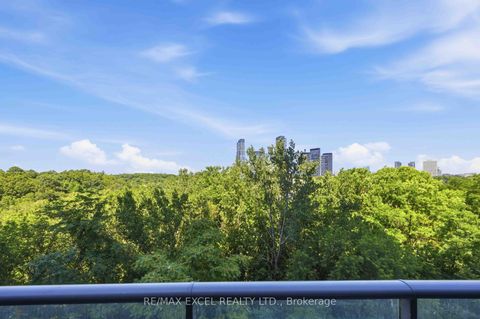 Photo 4 at 417 - 160 Vanderhoof Avenue, Thorncliffe Park, Toronto