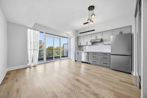Photo 8 at 417 - 160 Vanderhoof Avenue, Thorncliffe Park, Toronto