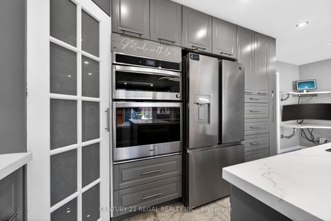 Photo 5 at 481 Camelot Drive W, Eastdale, Oshawa
