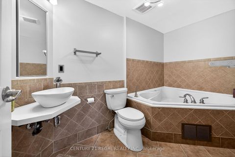 Photo 19 at 481 Camelot Drive W, Eastdale, Oshawa