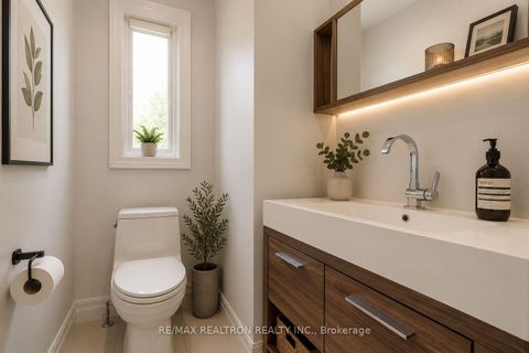 Photo 9 at 7 Louise Avenue, Cedarvale, Toronto