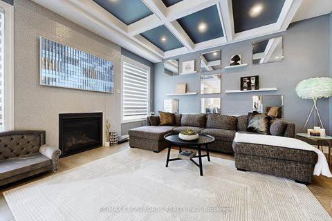 Photo 7 at 9 KINGKNOLL Crescent, Keswick South, Georgina