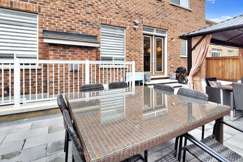 Photo 34 at 9 KINGKNOLL Crescent, Keswick South, Georgina