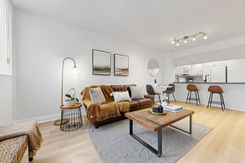 Photo 5 at 328 - 15 Northtown Way, Willowdale East, Toronto
