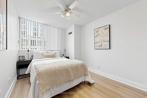 Photo 10 at 328 - 15 Northtown Way, Willowdale East, Toronto