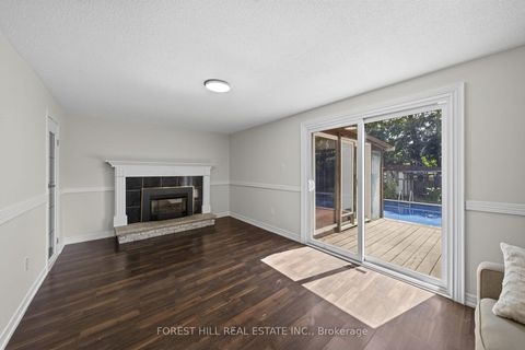 Photo 9 at 63 Springdale Drive, Cundles East, Barrie