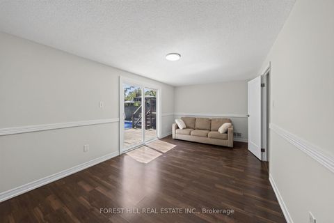 Photo 10 at 63 Springdale Drive, Cundles East, Barrie