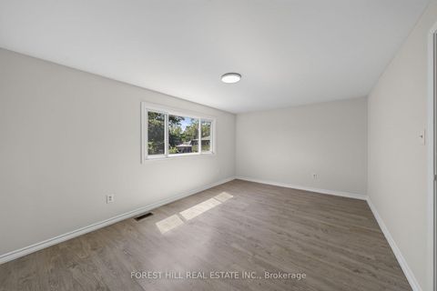 Photo 15 at 63 Springdale Drive, Cundles East, Barrie