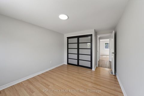 Photo 18 at 63 Springdale Drive, Cundles East, Barrie