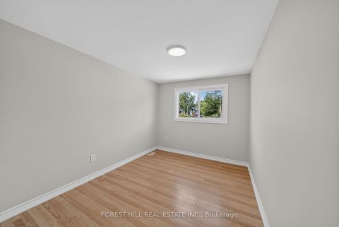 Photo 19 at 63 Springdale Drive, Cundles East, Barrie
