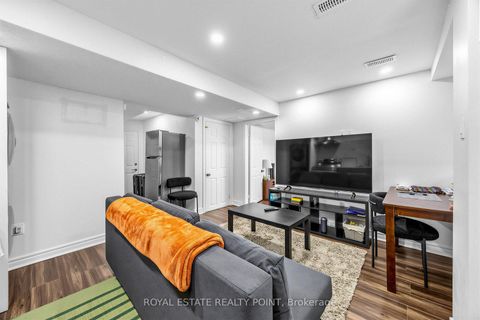 Photo 22 at 141 Raponi Circle, Rouge E11, Toronto