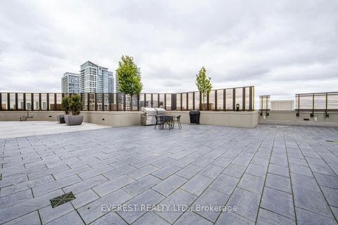 Photo 12 at 1706 - 9075 Jane Street, Concord, Vaughan