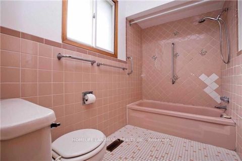 Photo 9 at 155 Pleasant View Drive, Pleasant View, Toronto