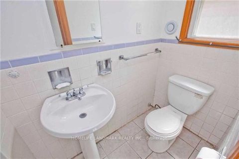 Photo 14 at 155 Pleasant View Drive, Pleasant View, Toronto