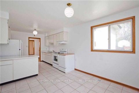 Photo 24 at 155 Pleasant View Drive, Pleasant View, Toronto