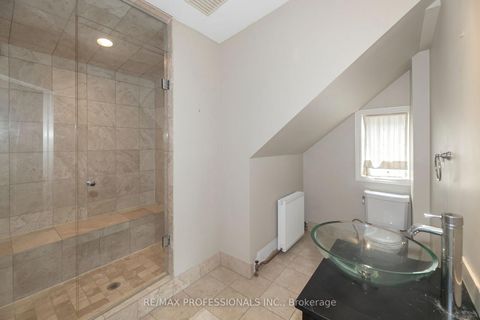 Photo 14 at 61 Grenview Boulevard N, Kingsway South, Toronto
