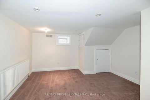 Photo 20 at 61 Grenview Boulevard N, Kingsway South, Toronto