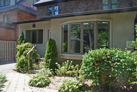 Photo 26 at 61 Grenview Boulevard N, Kingsway South, Toronto