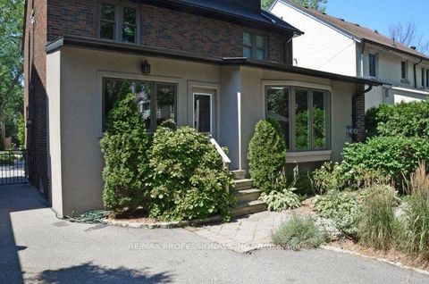 Photo 48 at 61 Grenview Boulevard N, Kingsway South, Toronto