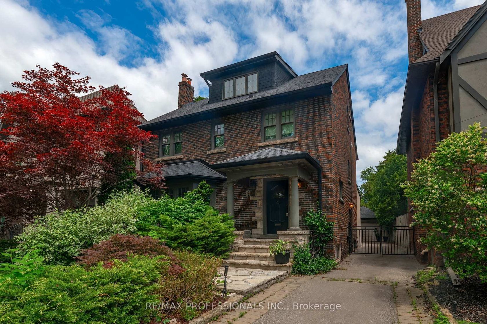 61 Grenview Boulevard N, Kingsway South, Toronto 