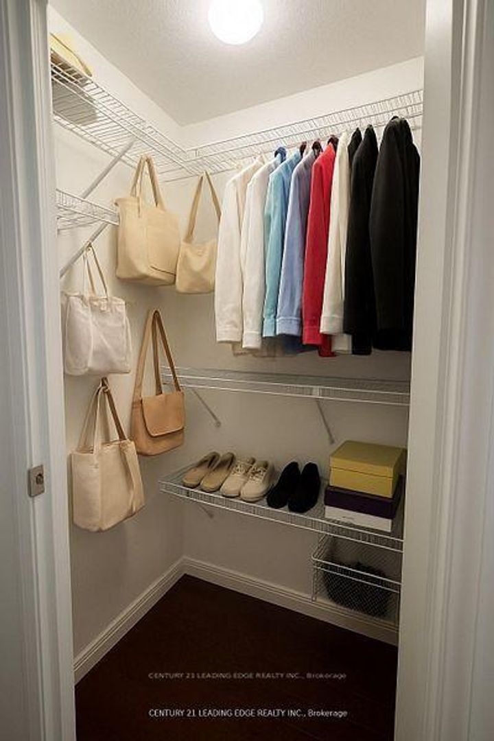 Photo 5 at 712 - 18 Kenaston Gardens, Bayview Village, Toronto
