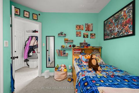 Photo 11 at 159 Parkmount Road, Coxwell, Toronto