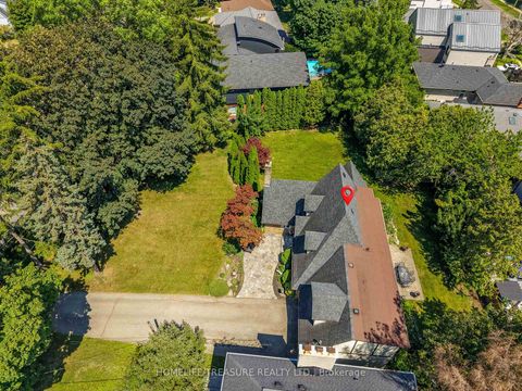 Photo 14 at 39A Yorkleigh Avenue, Humber Heights, Toronto