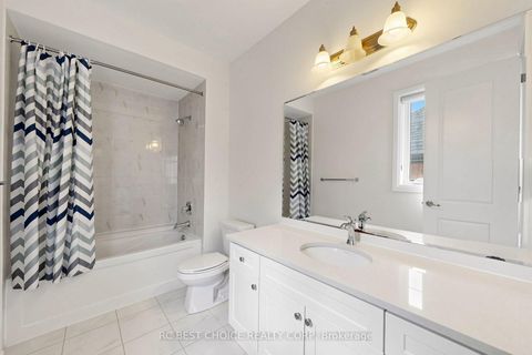 Photo 35 at 10 Ridgepoint Road, Kleinburg, Vaughan