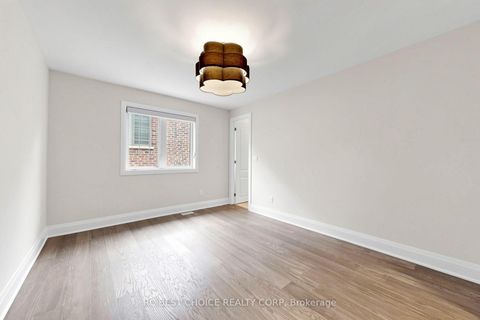 Photo 42 at 10 Ridgepoint Road, Kleinburg, Vaughan