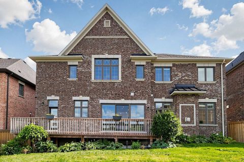 Photo 48 at 10 Ridgepoint Road, Kleinburg, Vaughan