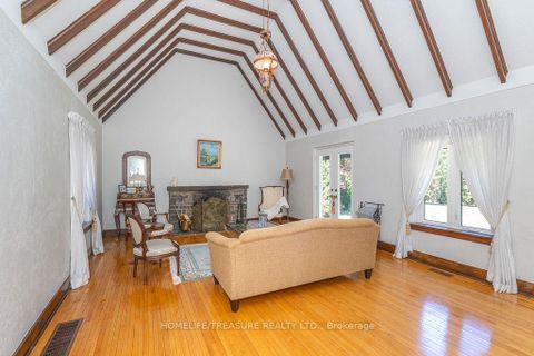 Photo 13 at 39 Yorkleigh Avenue, Humber Heights, Toronto
