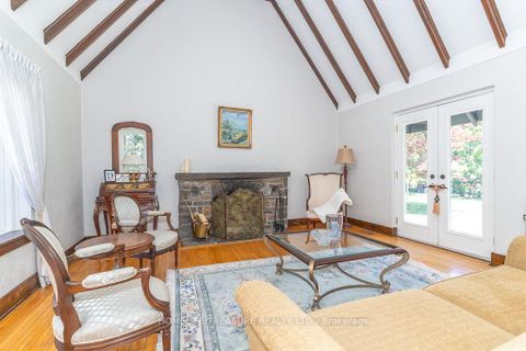 Photo 14 at 39 Yorkleigh Avenue, Humber Heights, Toronto
