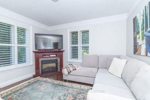 Photo 17 at 39 Yorkleigh Avenue, Humber Heights, Toronto